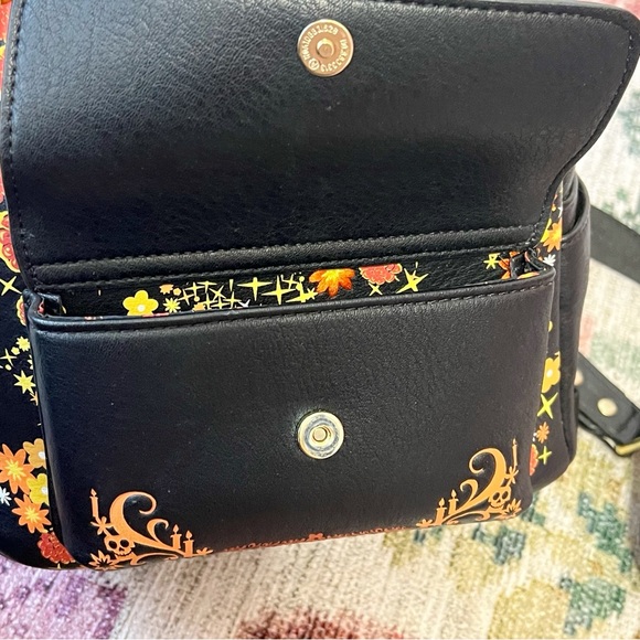 Firm Loungefly Disney Pixar Coco Remember Me Mini Backpack Pre-owned No Offers - Picture 7 of 16